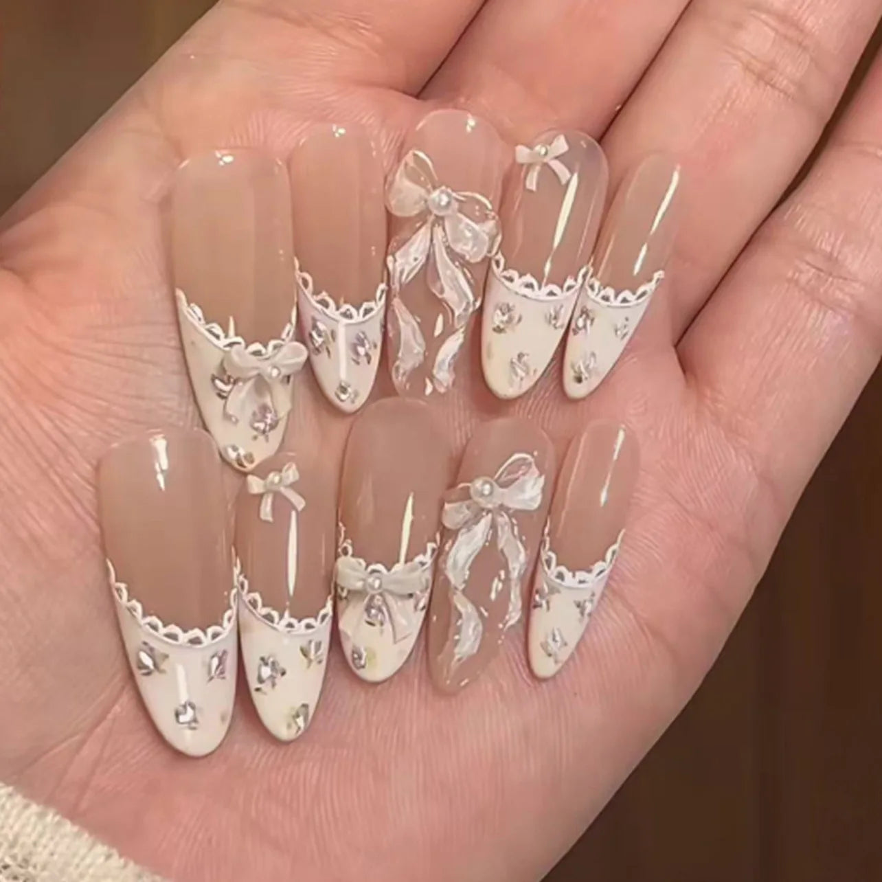24pcs Bow False Nails Sets Press on Pink French Valentine’s Day Long Almond Nails Art Reusable Love Rhinestone Design Fake Nail