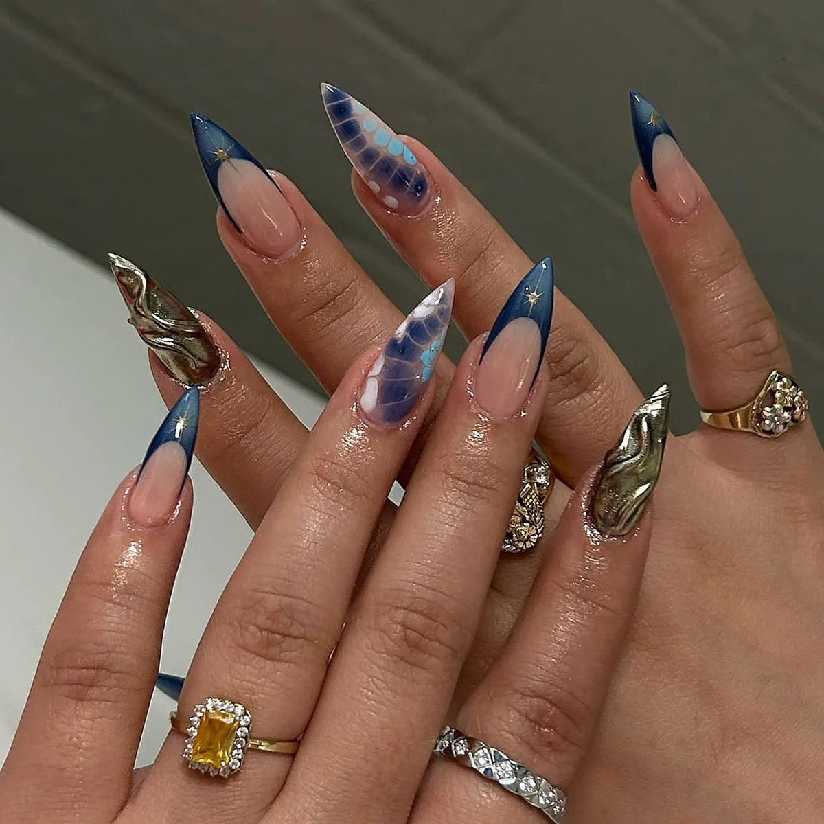 3D Silver Metallic Style French Rhinestone Stars Nail Art Y2K Fashion False Nails Detachable Finished Fake Nails Press on Nails