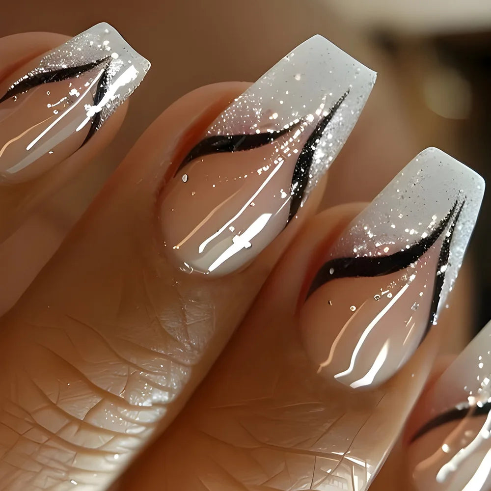 24Pcs Short French Wearable Fake Nails with Glue Simple Stripe Nail Art Full Cover Ballerina Fashion Press on Nail Manicure Tips