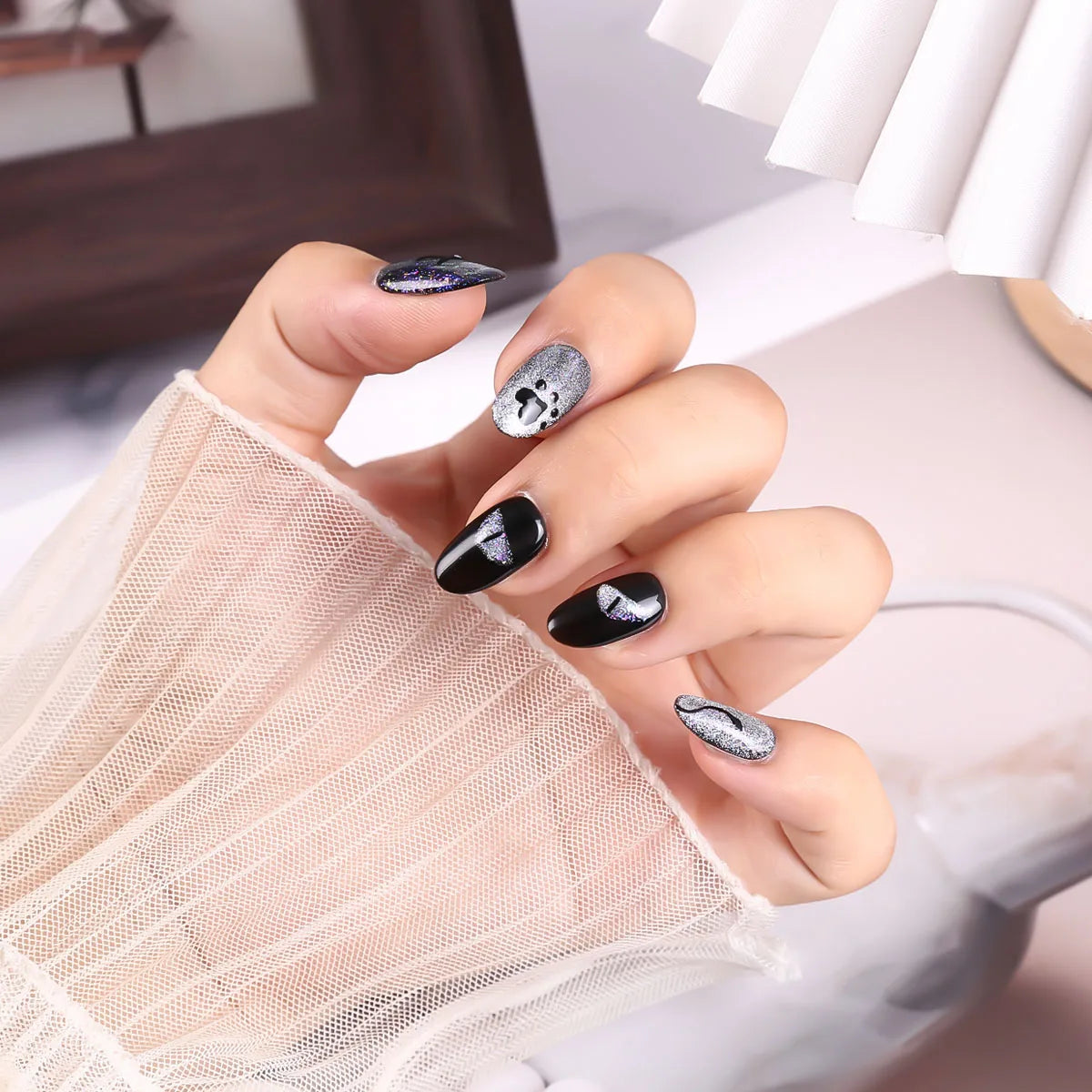 Handmade Press on Nails Gothic Punk Black Hand-painted Fake Nails Full Cover Wearable European Mid-length Coffin False Nails