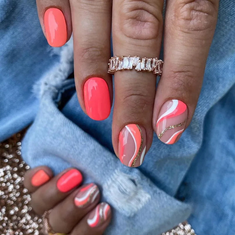Round False Nails Green Red Wave French Tips Press on Nails