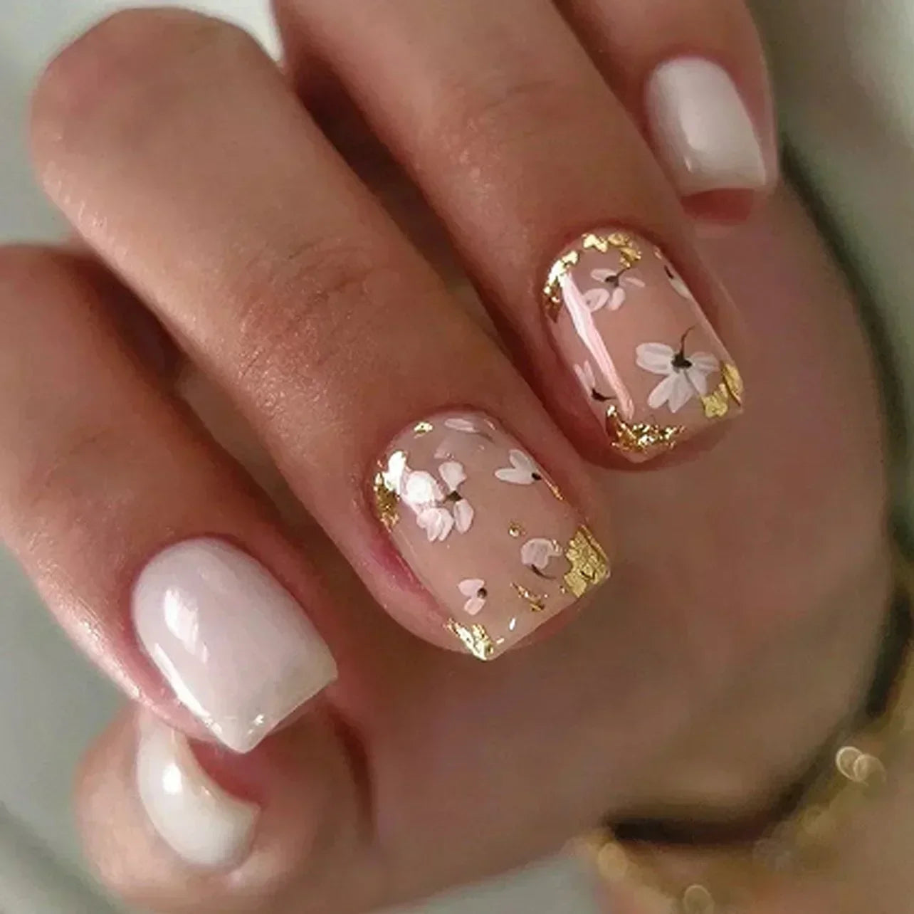 Flowers Gold Glitter Powder Edge White French Nail Art Fashion Wearable Fake Nail Detachable Finished False Nails Press on Nails