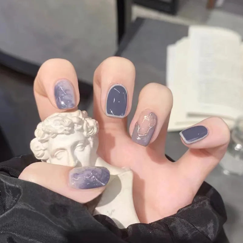 24Pcs Short Square Head False Nail with Blue Gradient Press on Fake Nails Silver Irregular Stripe Wearable Full Cover Nails Tips