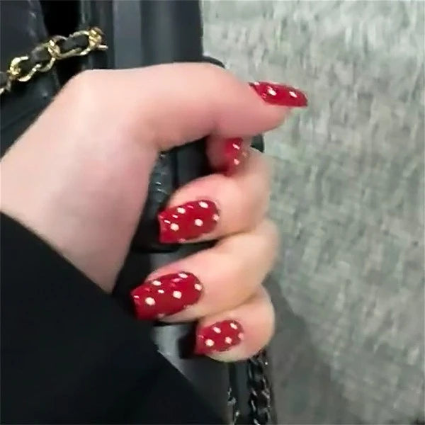 Red Pink French Polka Dot Round Dot Wearable Nail Art Short Almond Fake Nails Detachable Finished False Nails Press on Nails