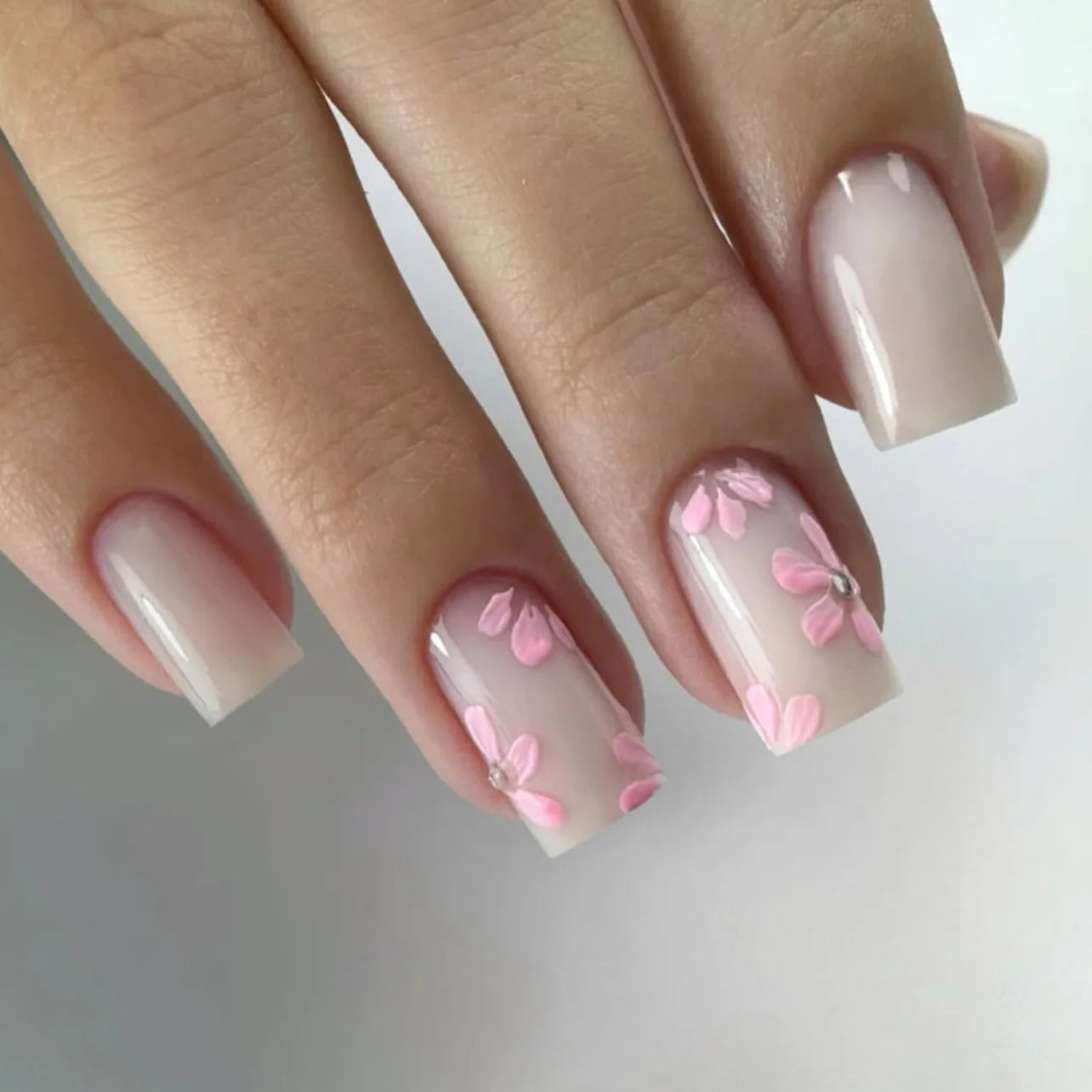 Flowers Gold Glitter Powder Edge White French Nail Art Fashion Wearable Fake Nail Detachable Finished False Nails Press on Nails