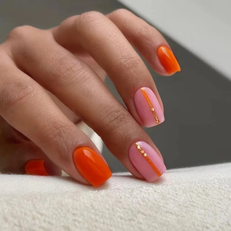 Round False Nails Green Red Wave French Tips Press on Nails
