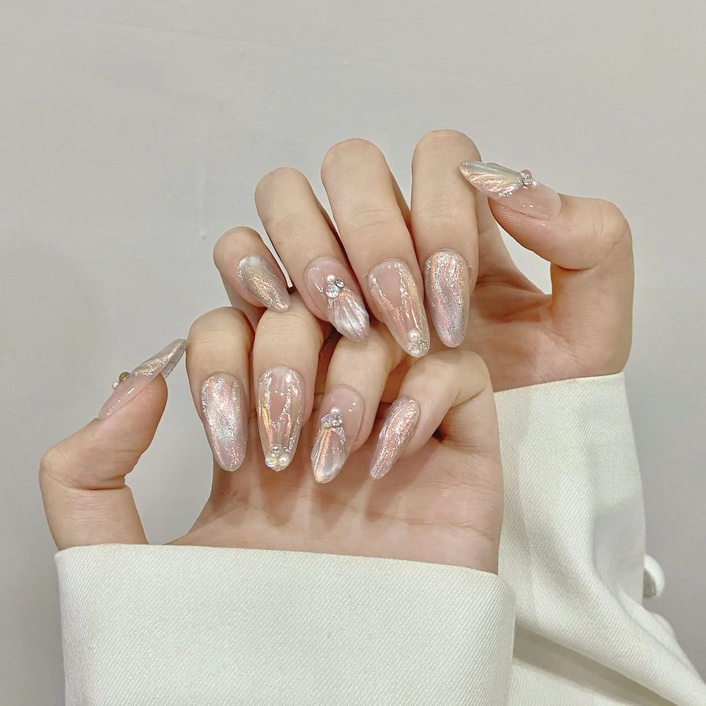 10Pcs Aurora Handmade False Nails with Jelly Glue Long Almond Fake Nail Art Shell Design Press on Nails Full Cover Manicure Tips