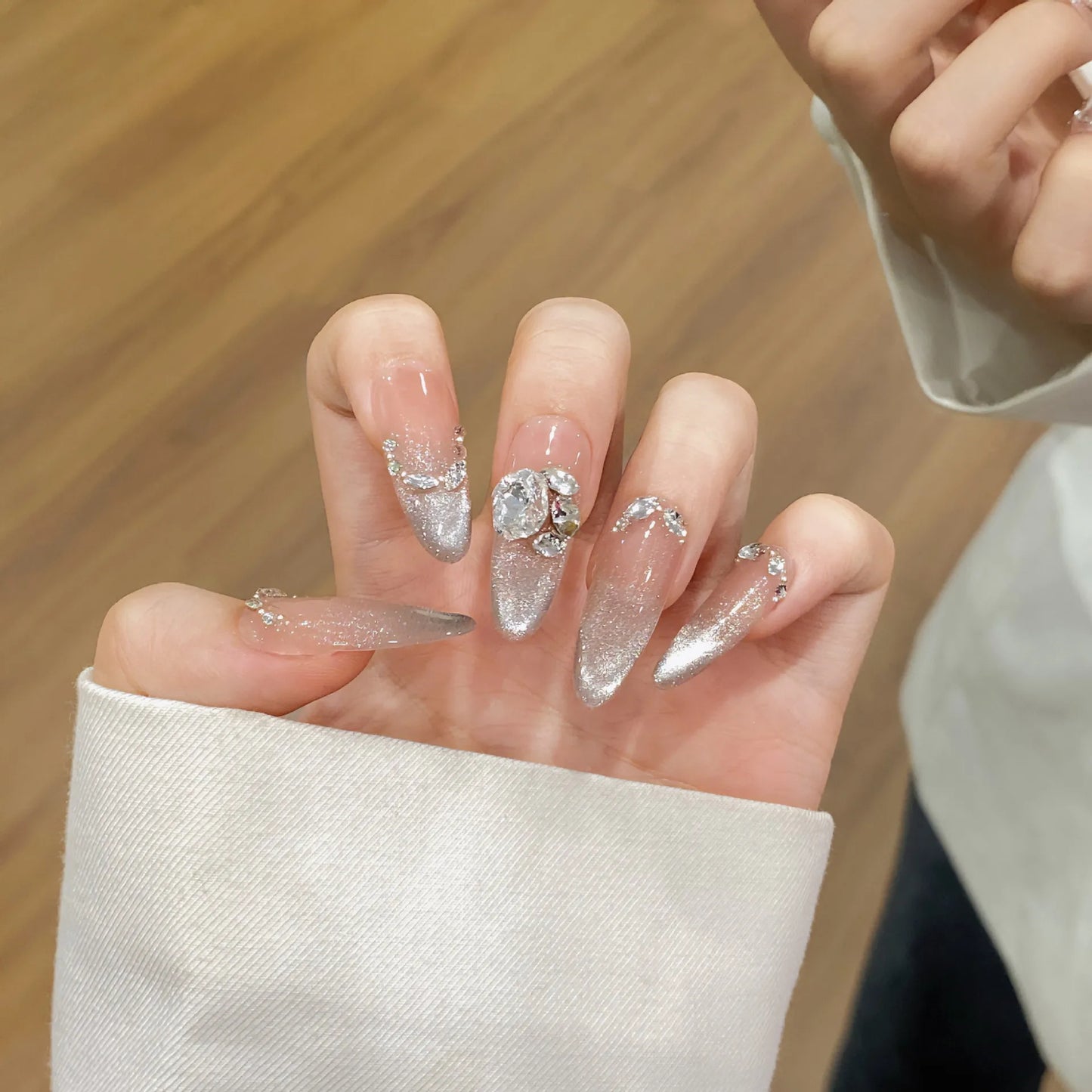 10Pcs Aurora Handmade False Nails with Jelly Glue Long Almond Fake Nail Art Shell Design Press on Nails Full Cover Manicure Tips