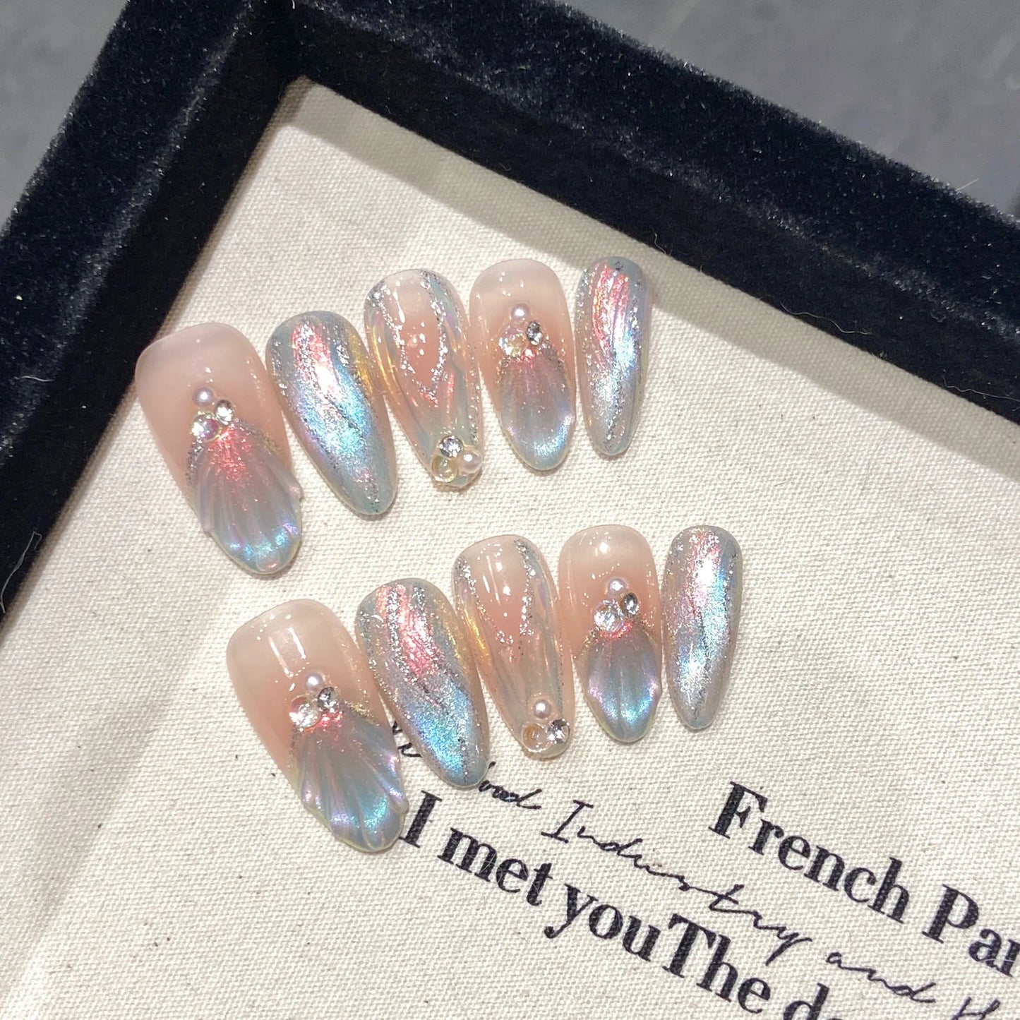 10Pcs Aurora Handmade False Nails with Jelly Glue Long Almond Fake Nail Art Shell Design Press on Nails Full Cover Manicure Tips